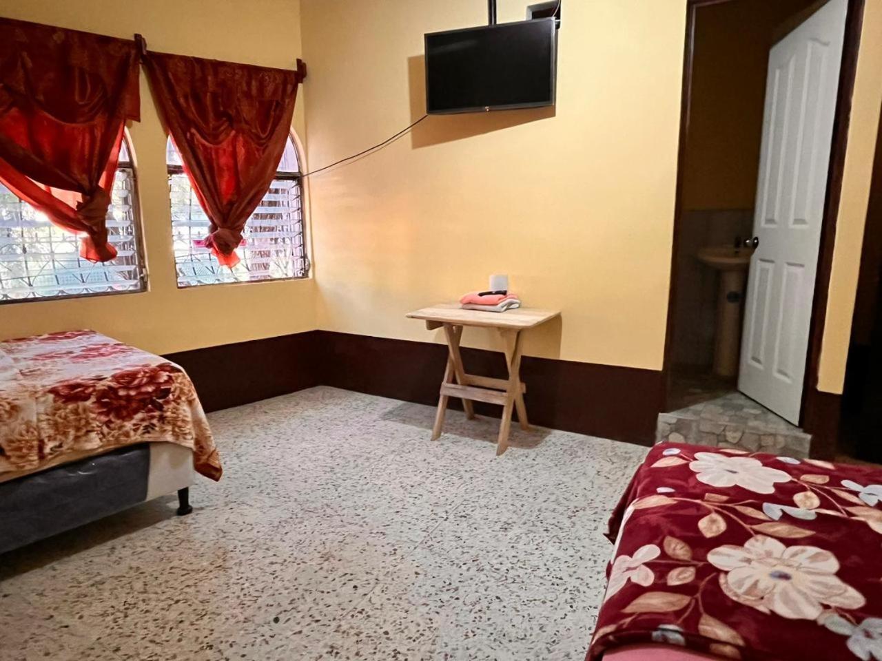 Hotel Canaan La Aurora Γουατεμάλα Εξωτερικό φωτογραφία