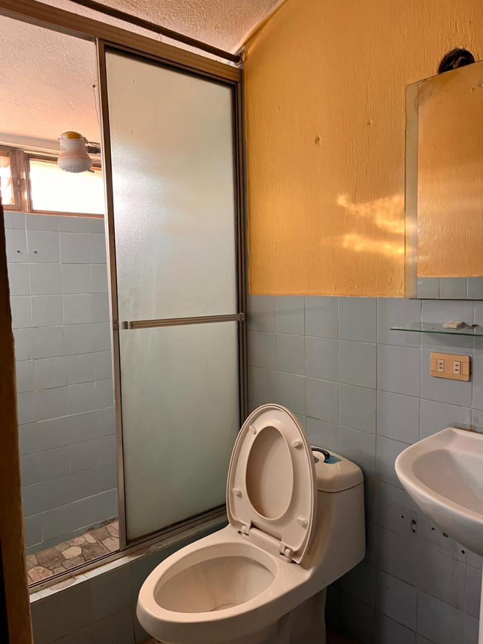 Hotel Canaan La Aurora Γουατεμάλα Εξωτερικό φωτογραφία